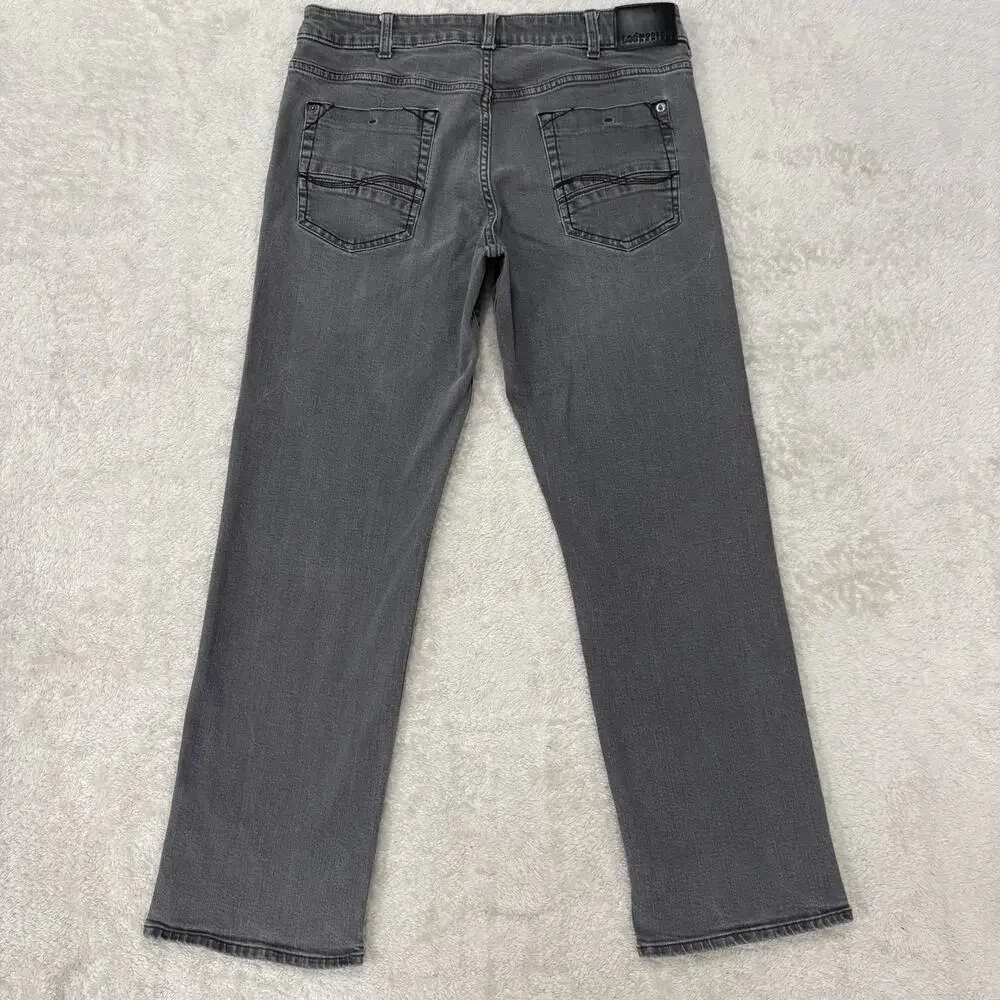 Lee modern series